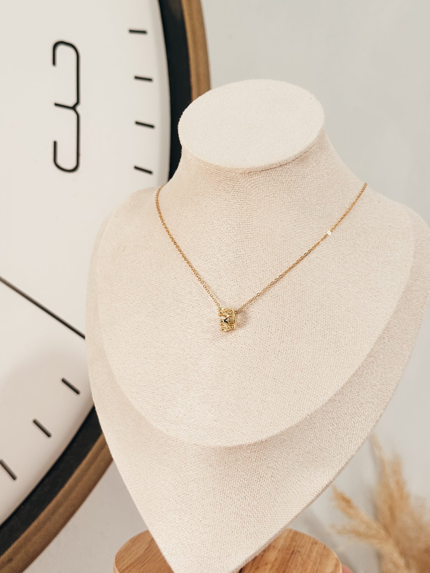 Crown Necklace