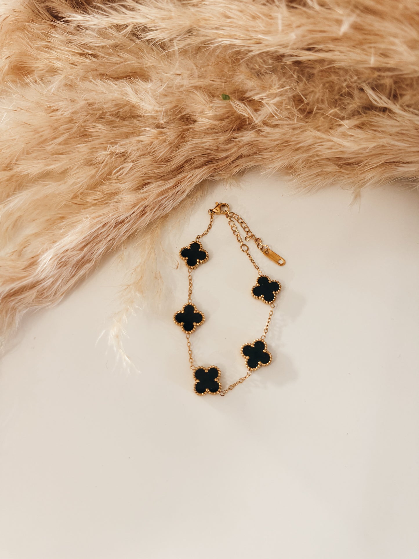 Clover Black Bracelet